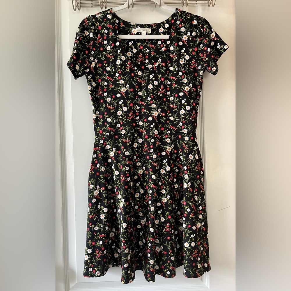 Nine Britton Floral Print Dress